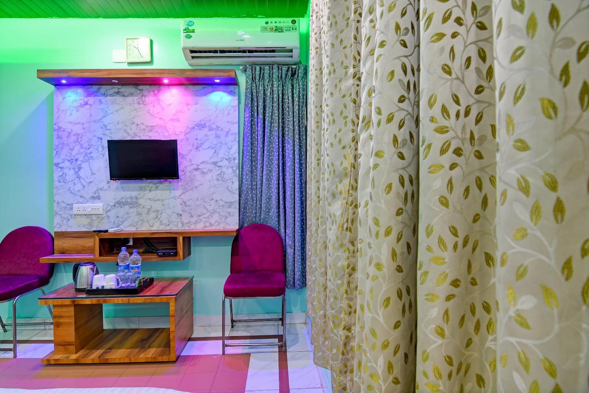 Hotel Ashray 푸리 외부 사진