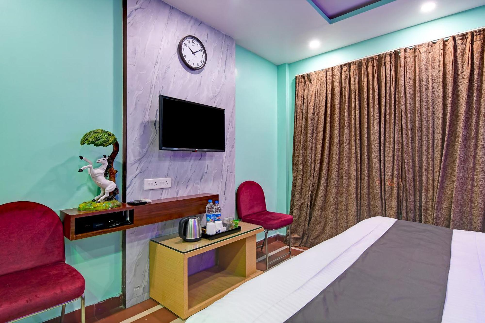 Hotel Ashray 푸리 외부 사진